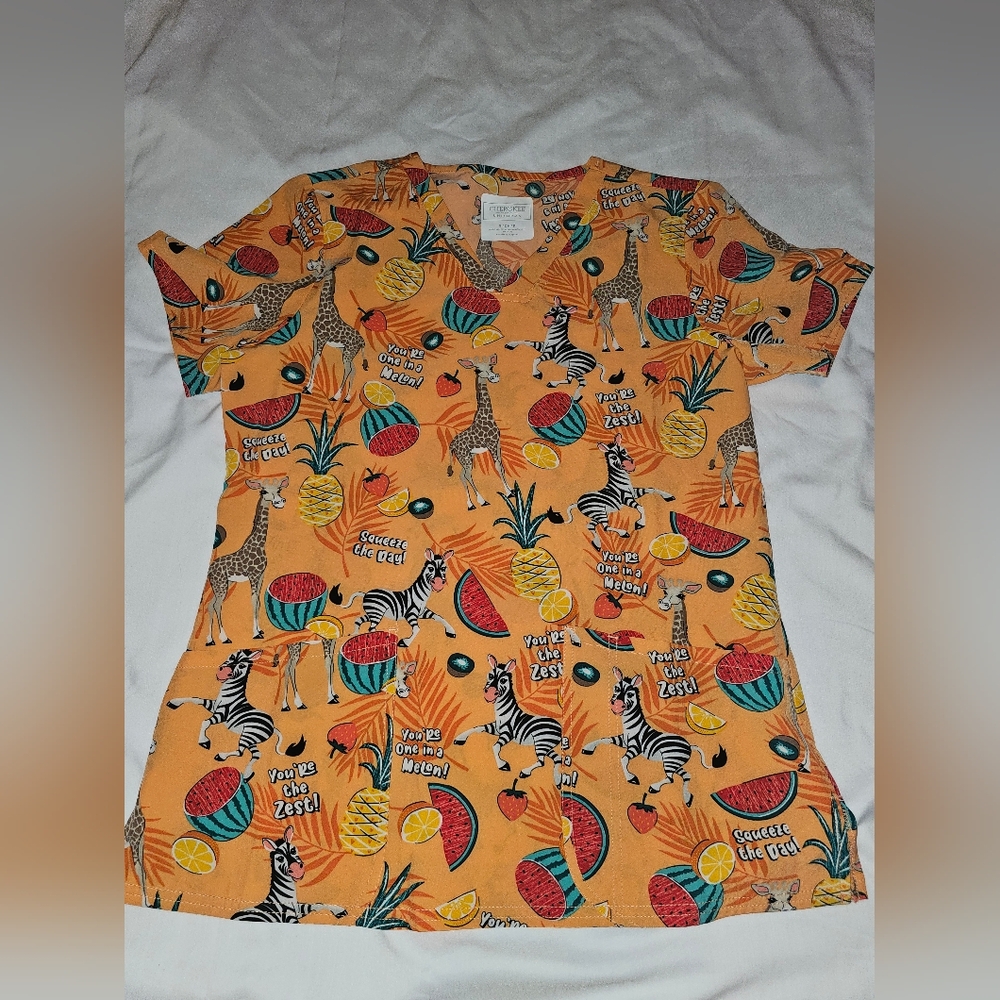 Cherokee Scrub Top Giraffe Zebra Sz S